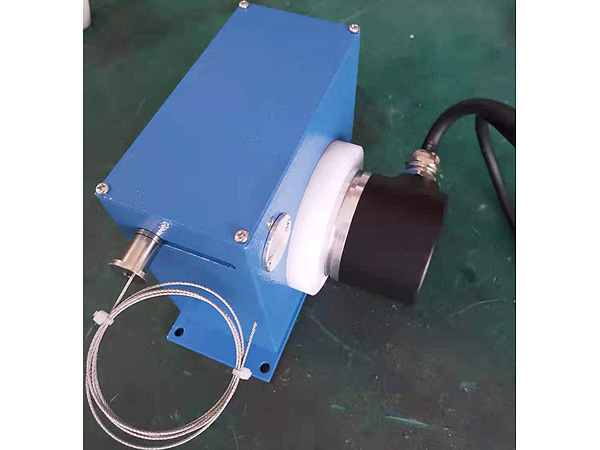 新產品（小型拉繩式閘門開度傳感器）研發(fā)成功，準備投產